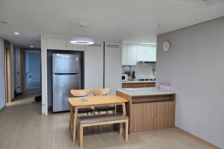 A house in Gangneung where you can watch the  14th image