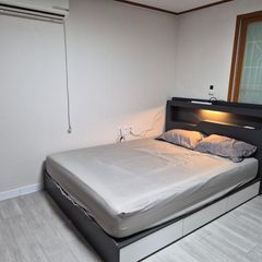 National Road 302 Unit Image