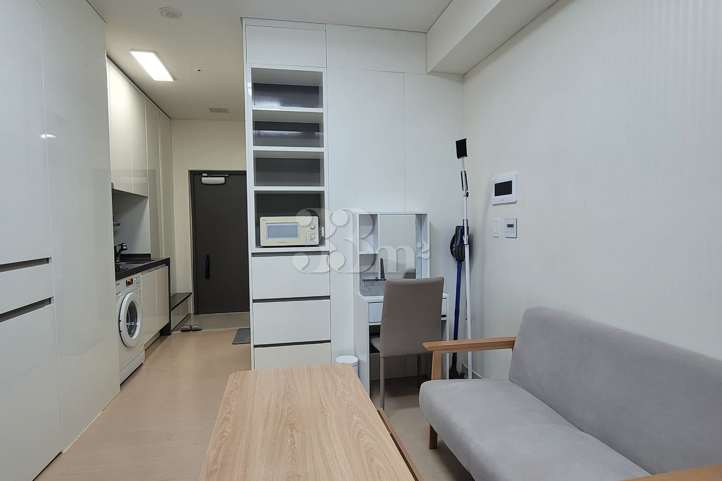 π· Neat room, 30 seconds from Gangnam Station 0th image