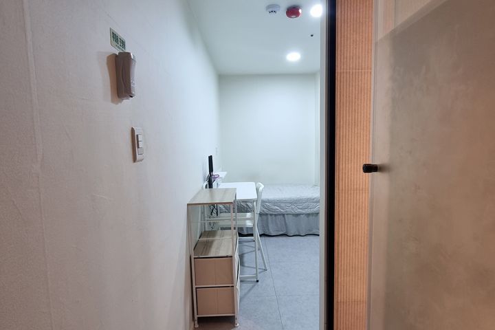 W Stay 122 Sinchon Hongdae Branch 2th image