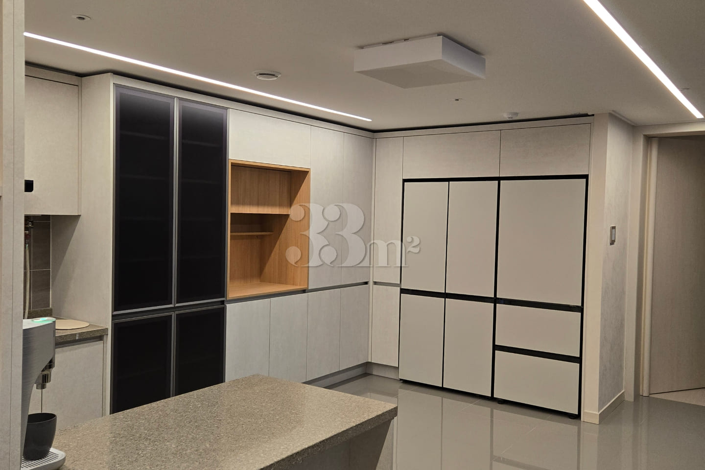 26-pyeong apartment with a high-floor view in 8th image