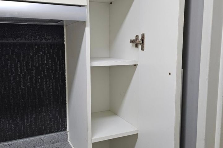 4 minutes to subway station, fully furnished 3th image
