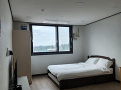 Seogwipo accommodation with all utilities inc 8th image