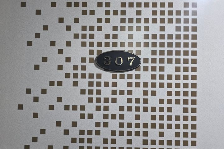 Room 307 1번째 이미지
