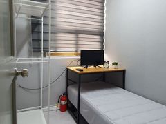 Cozy Room A near Sillim Station 4th image