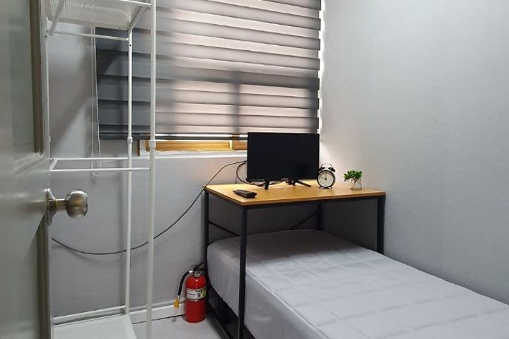 Cozy Room A near Sillim Station 4th image