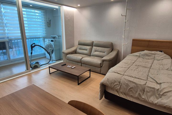 그린APT풀옵1.5룸 1번째 이미지