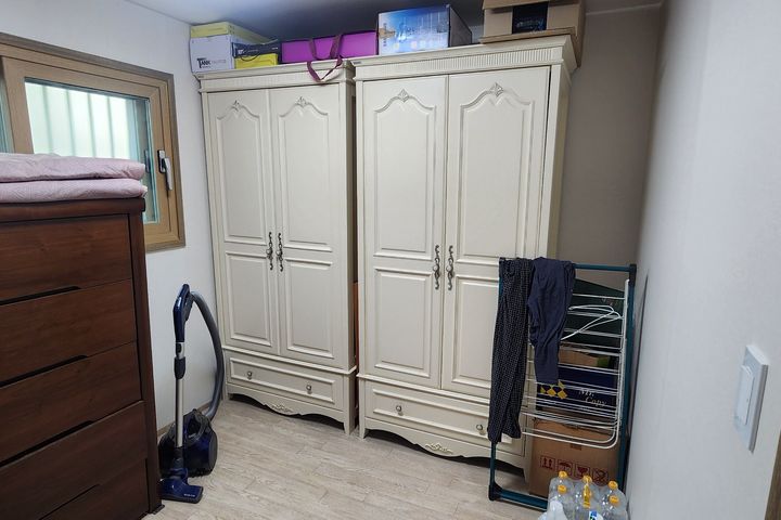 Postay 2th image