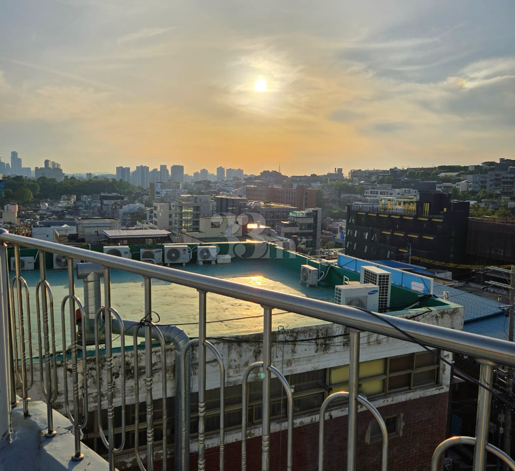 Hannam, great view, semi-basement 9th image