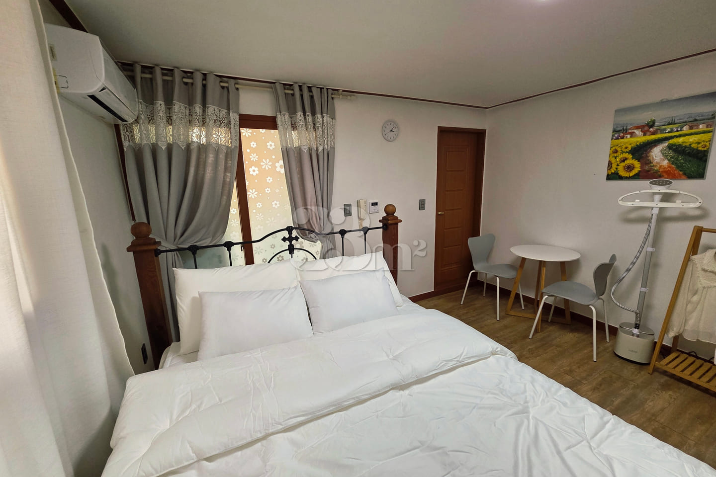 One-month stay in Jeonju, fully furnished. 0th image