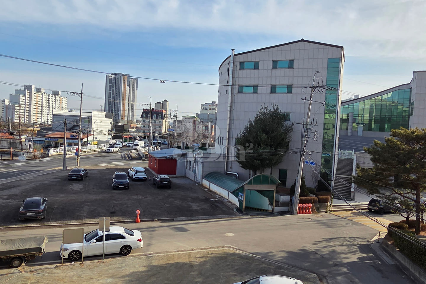 3rd floor in a bustling area near Korea Unive 10th image