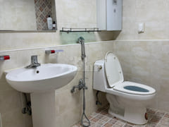 New, spacious, two-story apartment at Yuseong 14th image