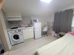 Newly built studio apartment within walking d 3th image
