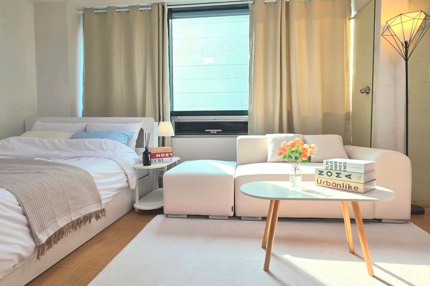 홍대역1분💓채광좋은