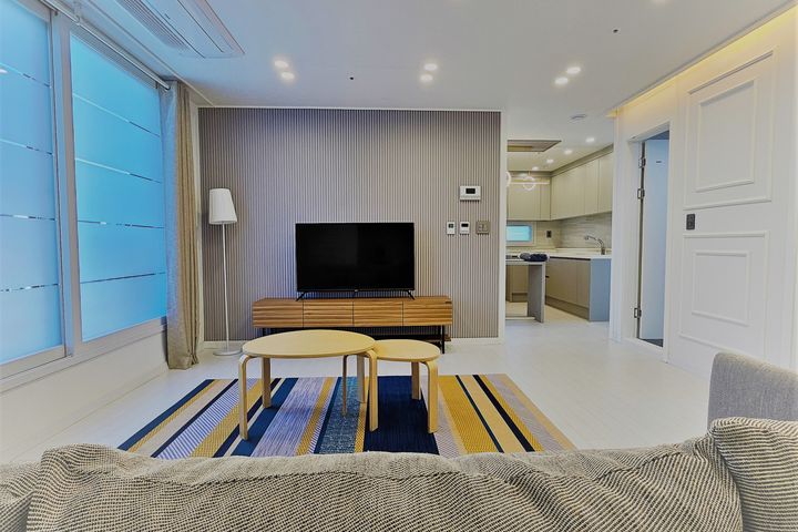 Fully furnished, comfortable home like your o 3th image