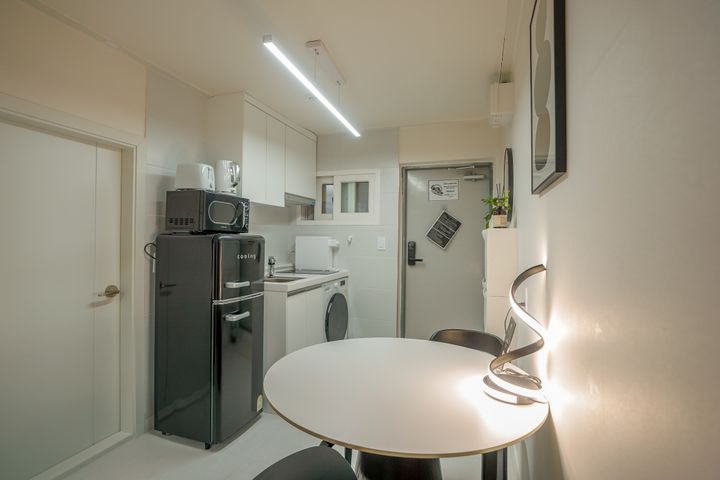 Nonhyeon-Gangnam-Sinsa / 3 Bedrooms 2th image