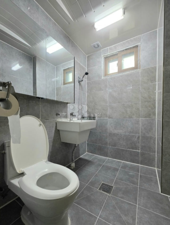 Gunsan. Fully furnished. Large parking lot. 11th image