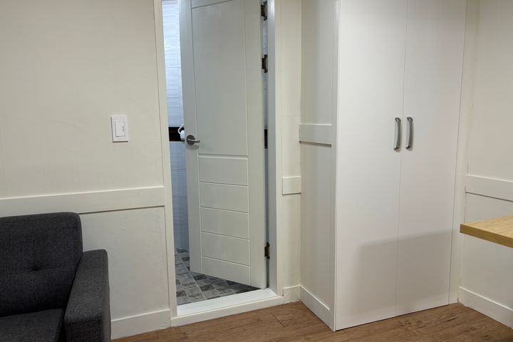 Cost-effective two-bedroom apartment in a dou 4th image
