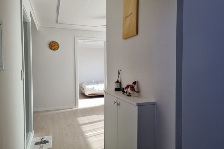 Yongsan-dong Villa, fully furnished 2th image