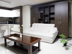Luxurious three-bedroom, fully furnished 1th image