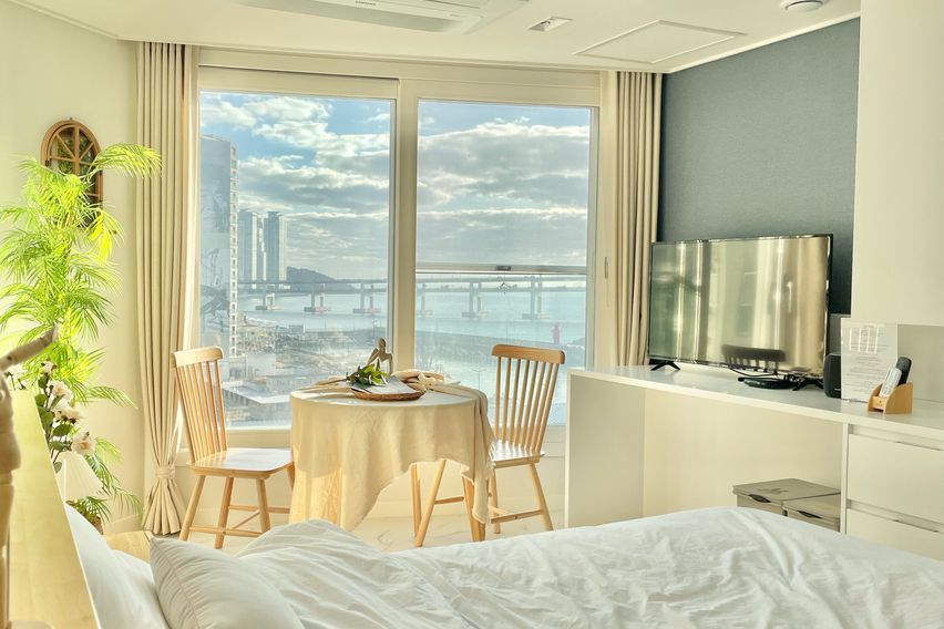 광안 🥰감성숙소