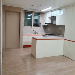 Popular Listing_View-tastic Apartment for Ful Unit Image