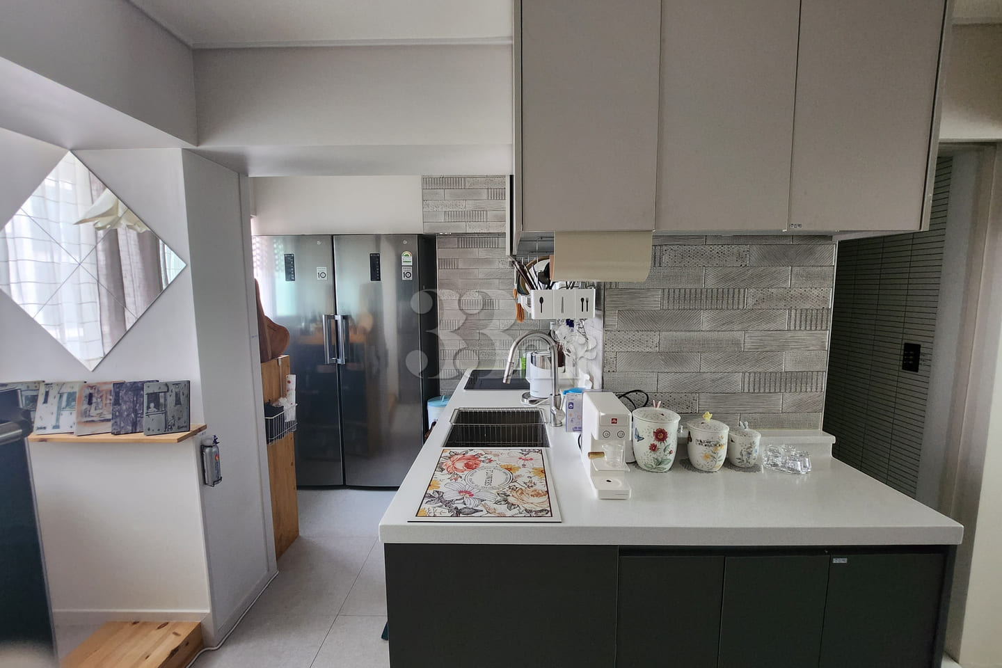 Fully furnished, 2 beds, near EXCO 9th image