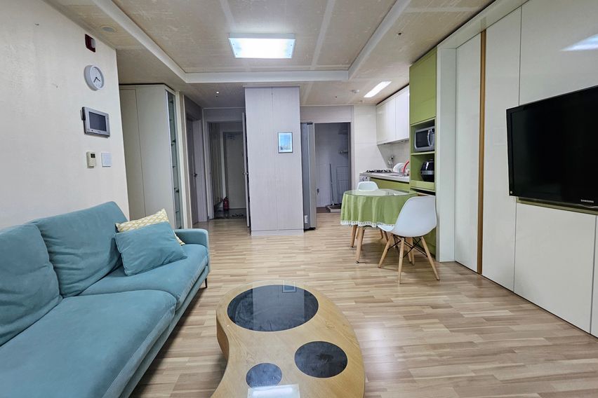 별똥별하우스 사이8층