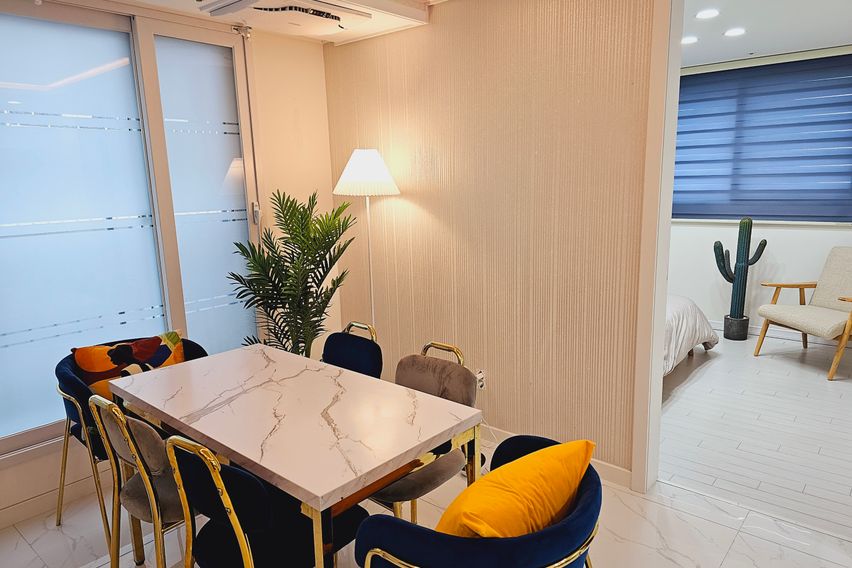 화곡 역세권 3룸숙소