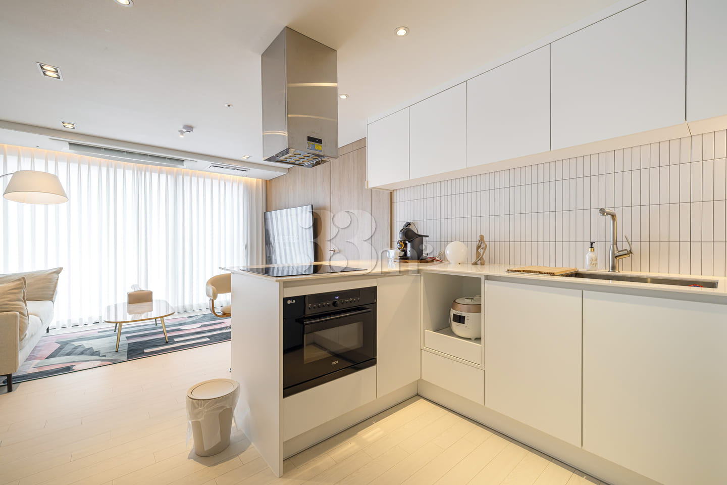 3rd floor, 4 beds for 4 people + 2 bathrooms 5th image