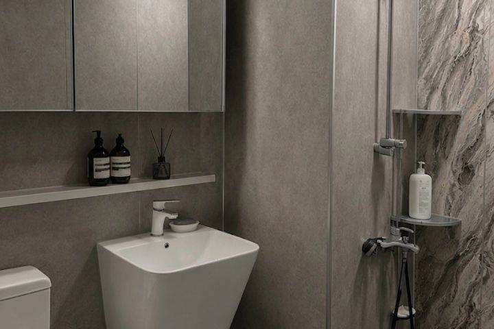 Fully furnished unit with great natural light 7th image