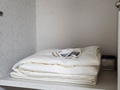 Comfortable, fully furnished 3-room unit 9th image