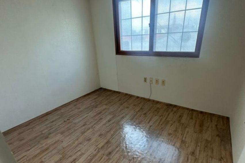 넓은 거실 쓰리룸신축급 8번째 이미지