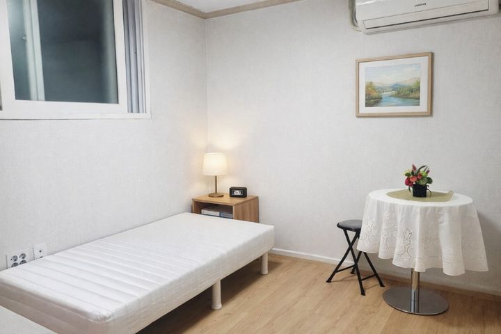 Fully furnished basement unit near Suyu Stati 3th image