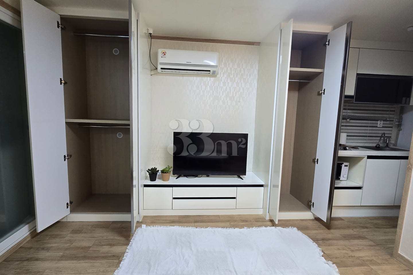 Studio apartment near Samsung Jije Station an 3th image
