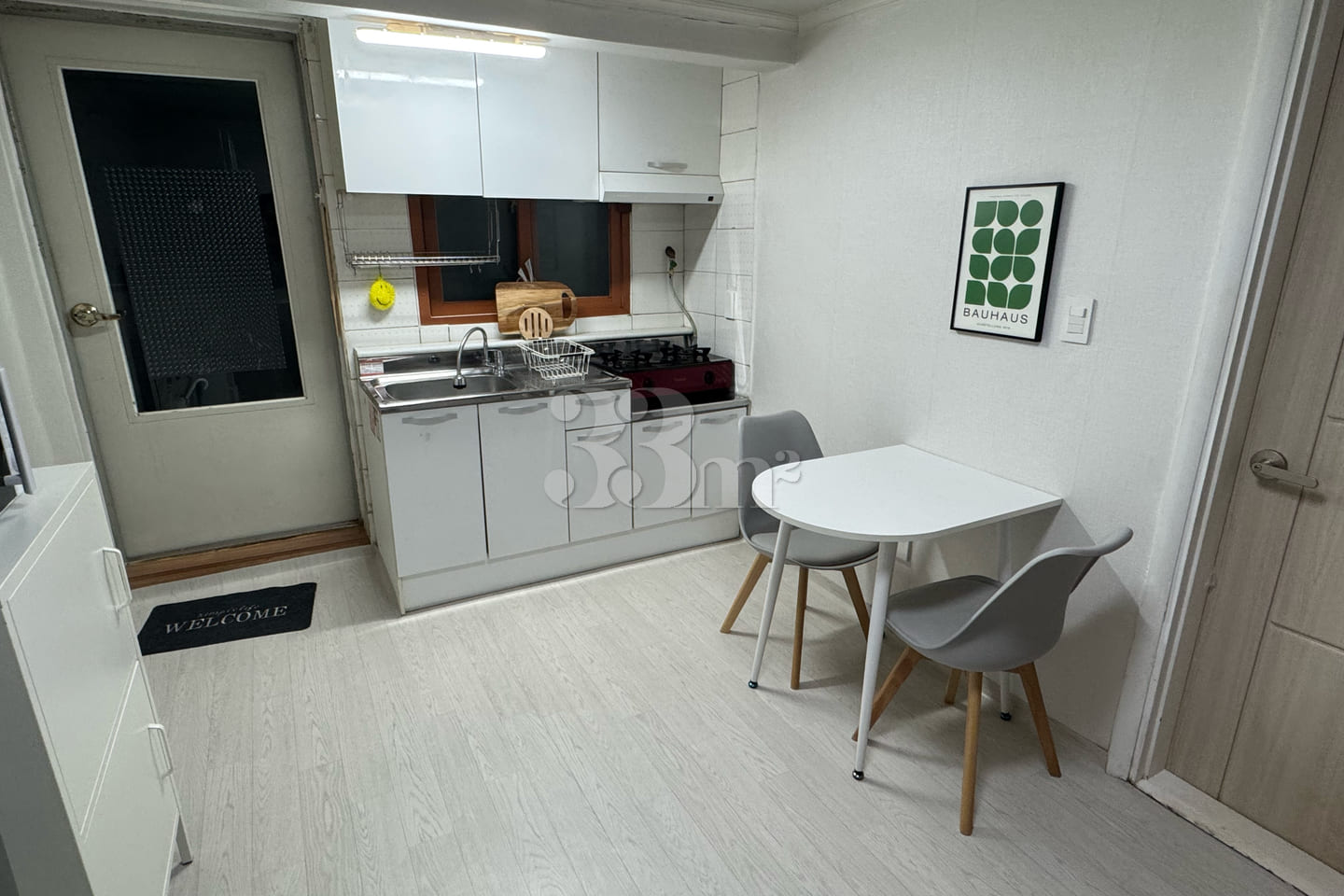 Separate-room studio near Sangdo Station (for 5th image