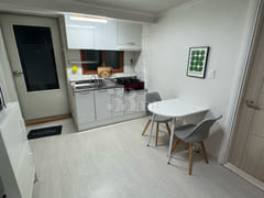 Separate-room studio near Sangdo Station (for 5th image