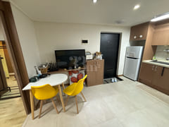 Gangnam Yellow House 14th image