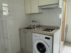 Studio apartment with a terrace near the back 2th image