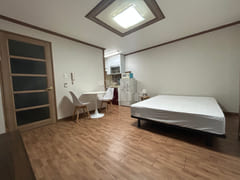 Studio apartment near Jeonju New Town 0th image