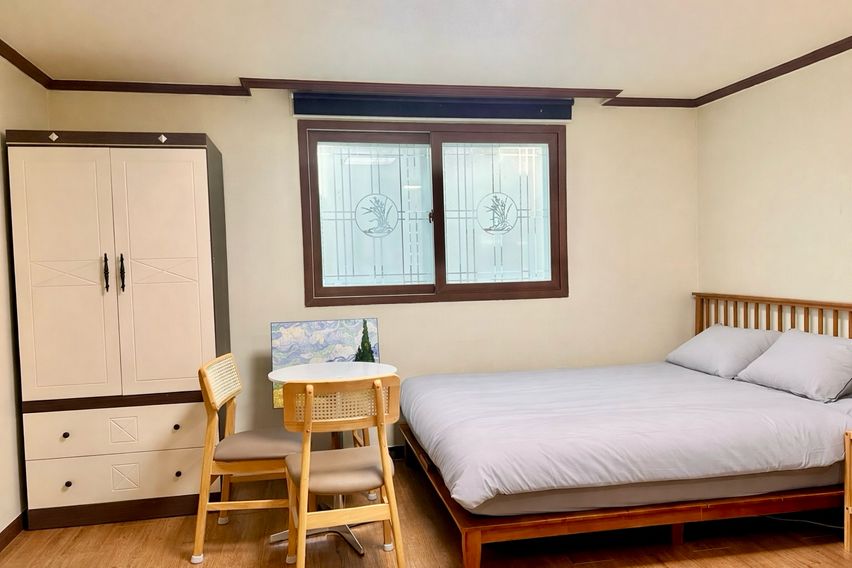 4인룸 “퀸침대 2개“ 1번째 이미지