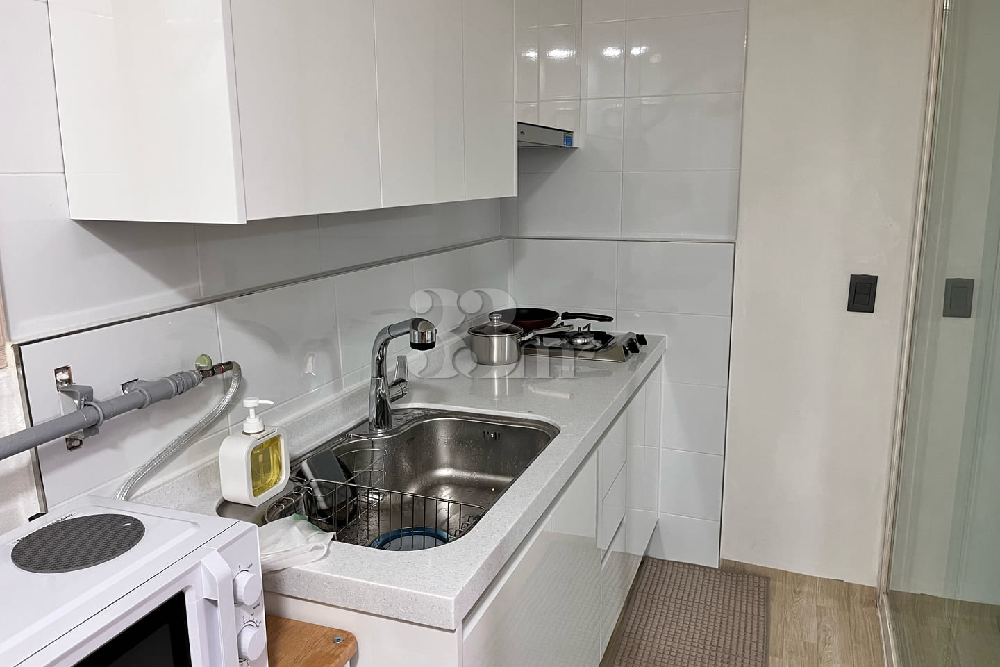 Dongam Station Separate-Type Twin Room 11th image
