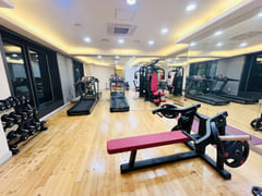 2-minute walk from DDP Station, parking avail 14th image