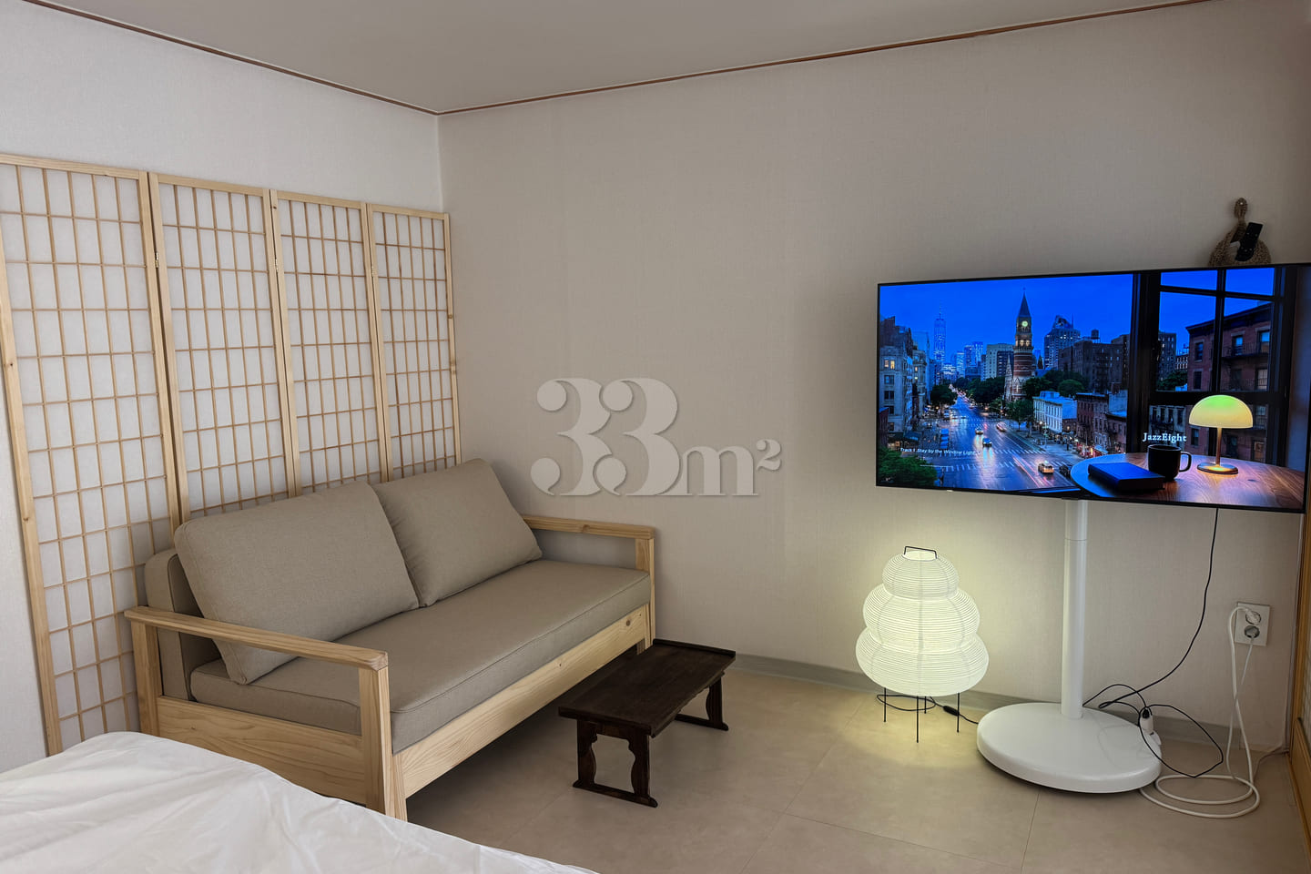 Sangdo Station Two-Room Apartment with Parkin 5th image