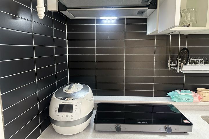 Clean 1.5-room apartment in Wadong 11th image