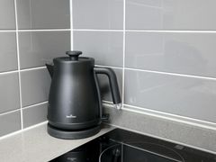 On House 5th image