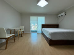 Two-room apartment near the government comple 0th image