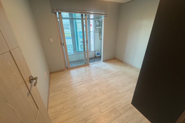 Quiet two-room apartment near Oncheonjang Sta 4th image