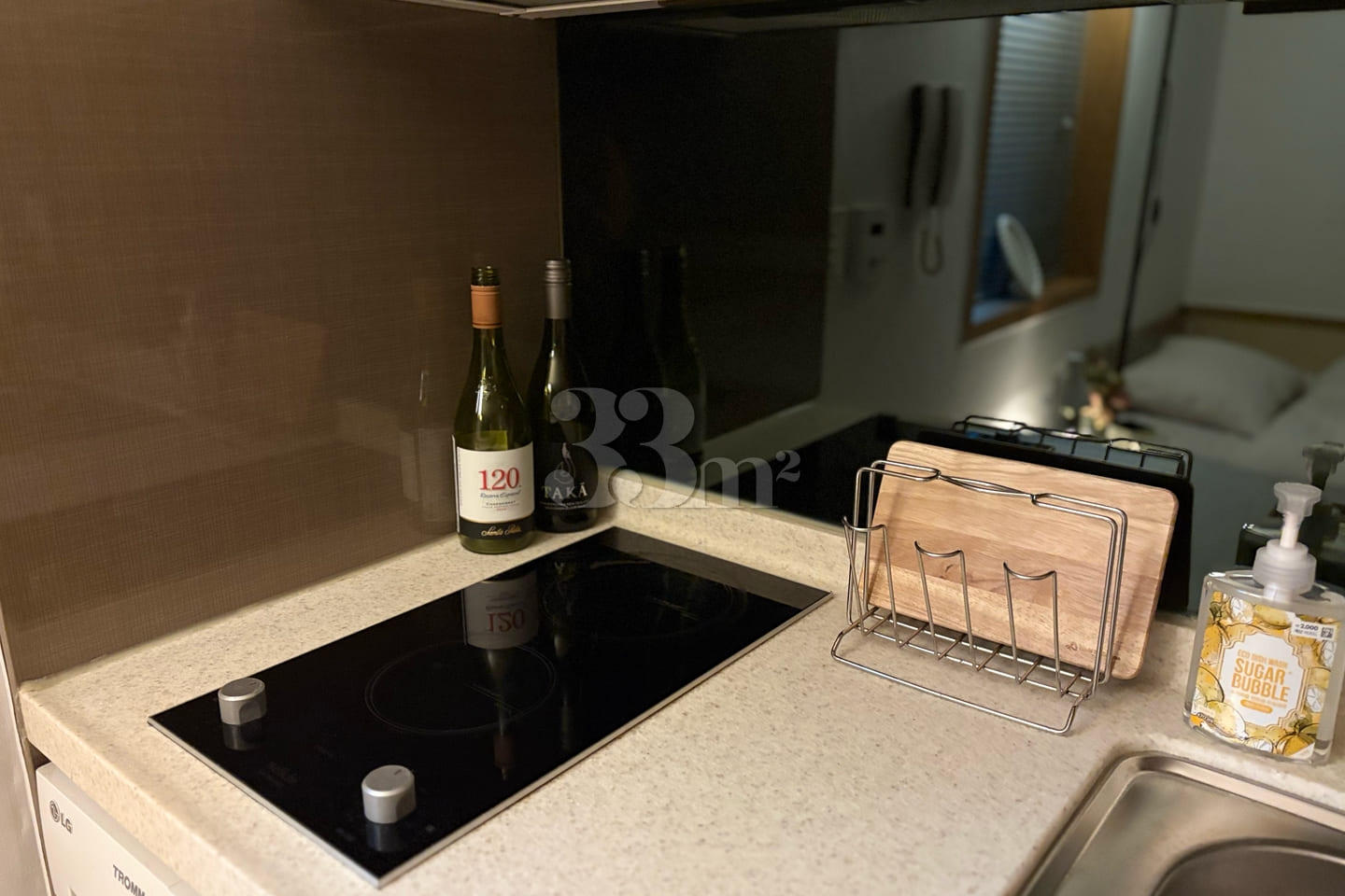 Fully furnished studio, 1 minute from Gunja S 2th image