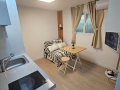 A charming, fully furnished home 2th image